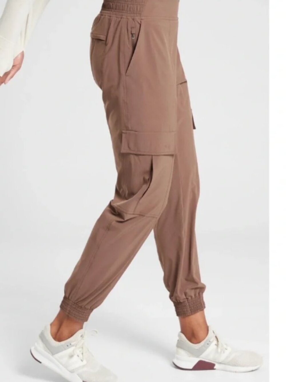 Athleta Chelsea Utility Jogger Pant Mineral Brown 10